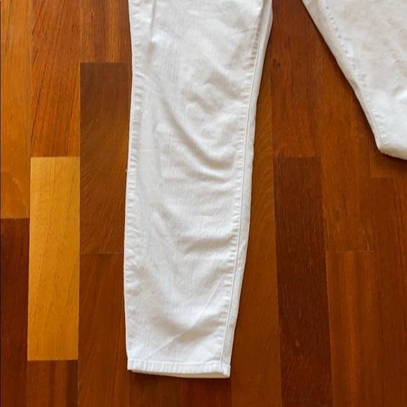 Eileen Fisher White Organic Cotton Jeans, Size 10 - Picture 9 of 11